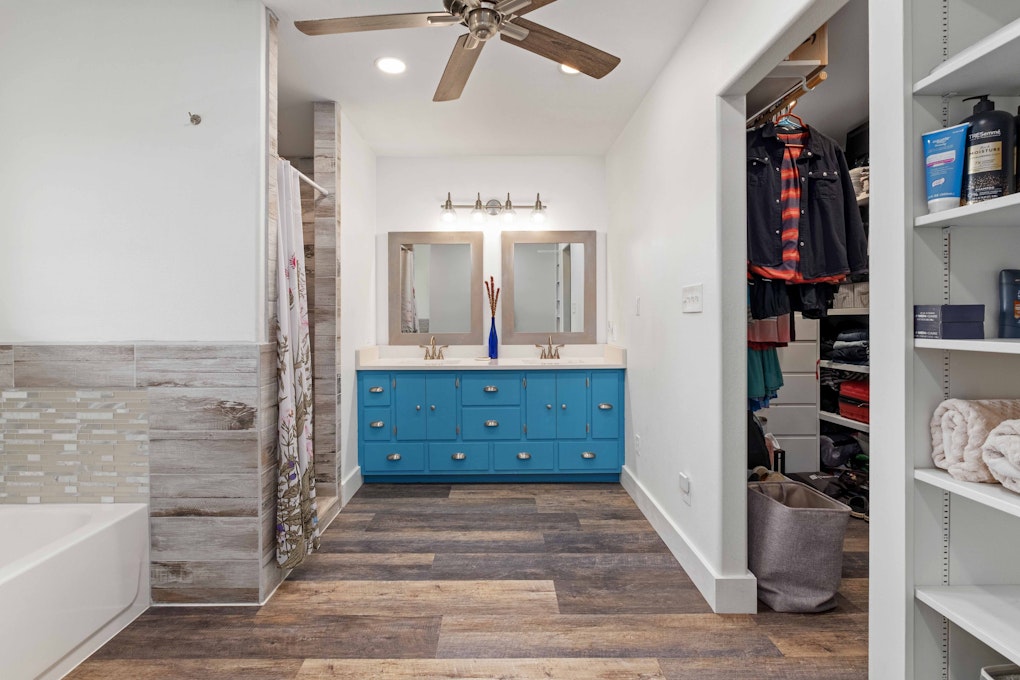 1730 FM 448, LA GRANGE, TX 78945, Presented by Paula Collins, Hart Land